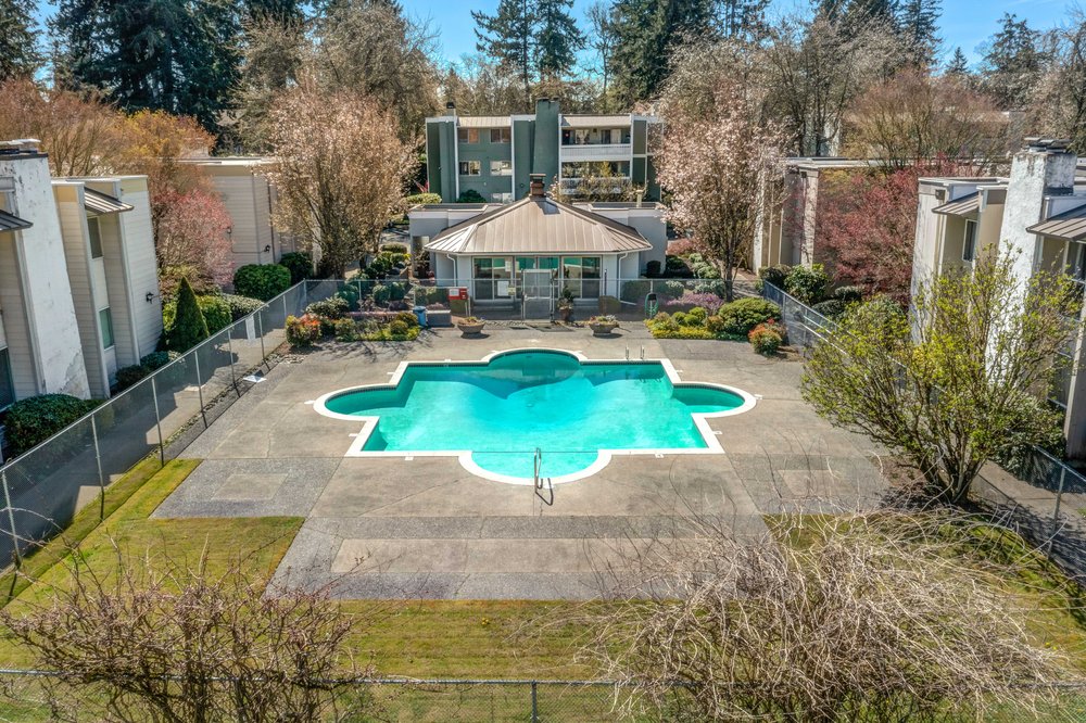 Outdoor Pool 2 Oakbrook Condo.jpg