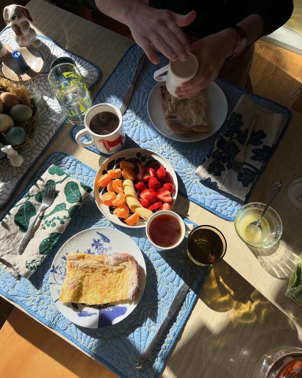 A family recipe for a bit of extra comfort this Saturday morning. And a blanket of sunshine through the east window and a rainbow of fruit and a dog closing her eyes in the glow. -G

#saturdaybreakfast #eggkaka #familyrecipe