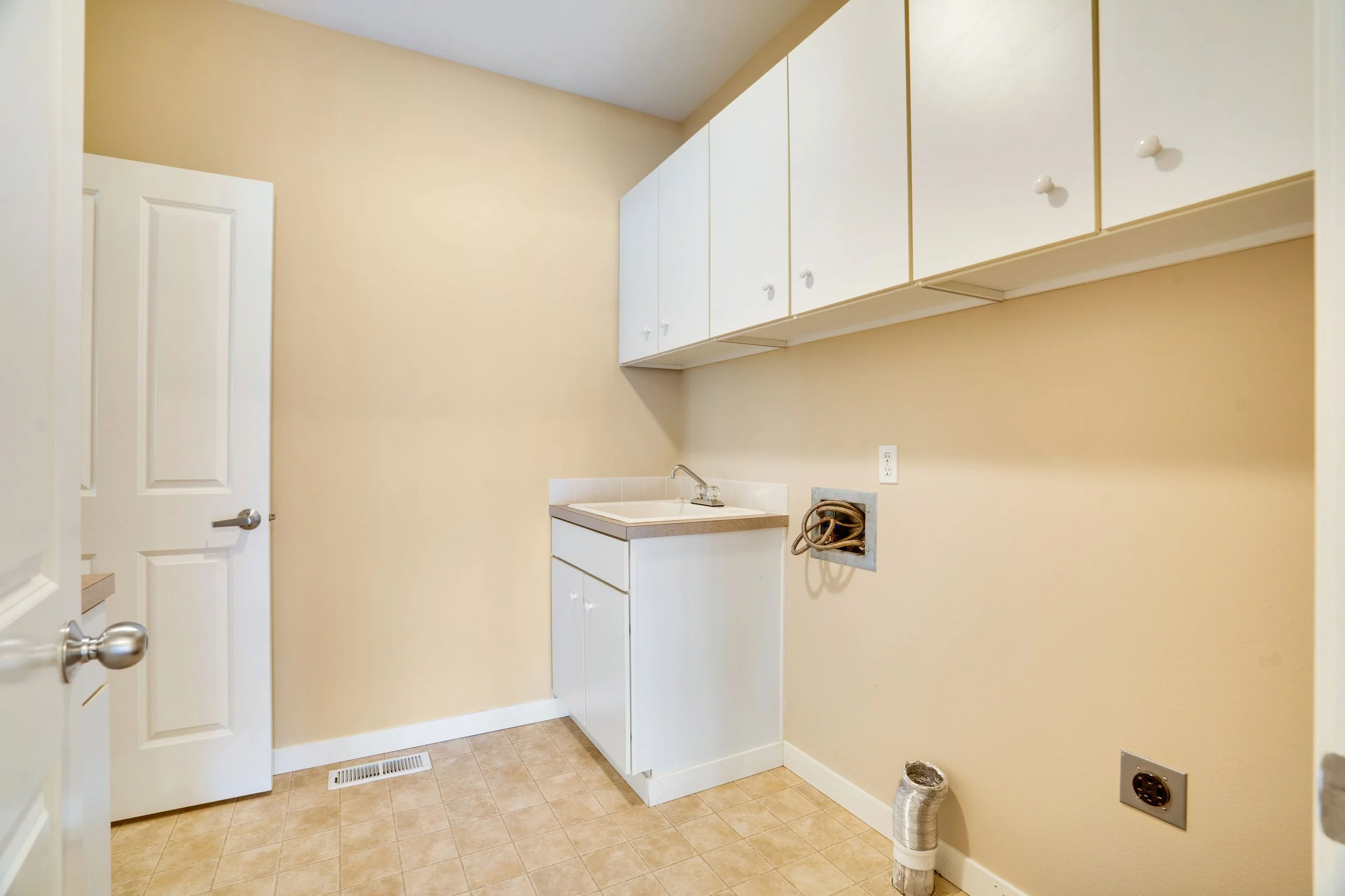 Utility Room, University Place Condo.jpg
