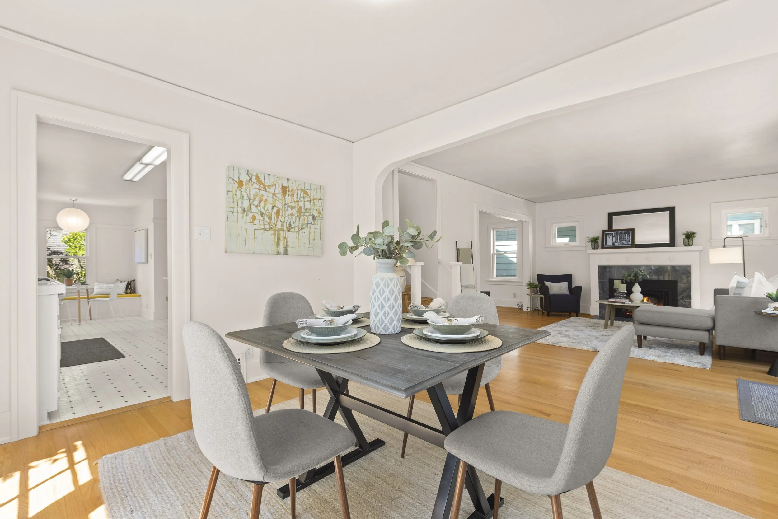 Dining Room 1920s home North End Tacoma.JPG