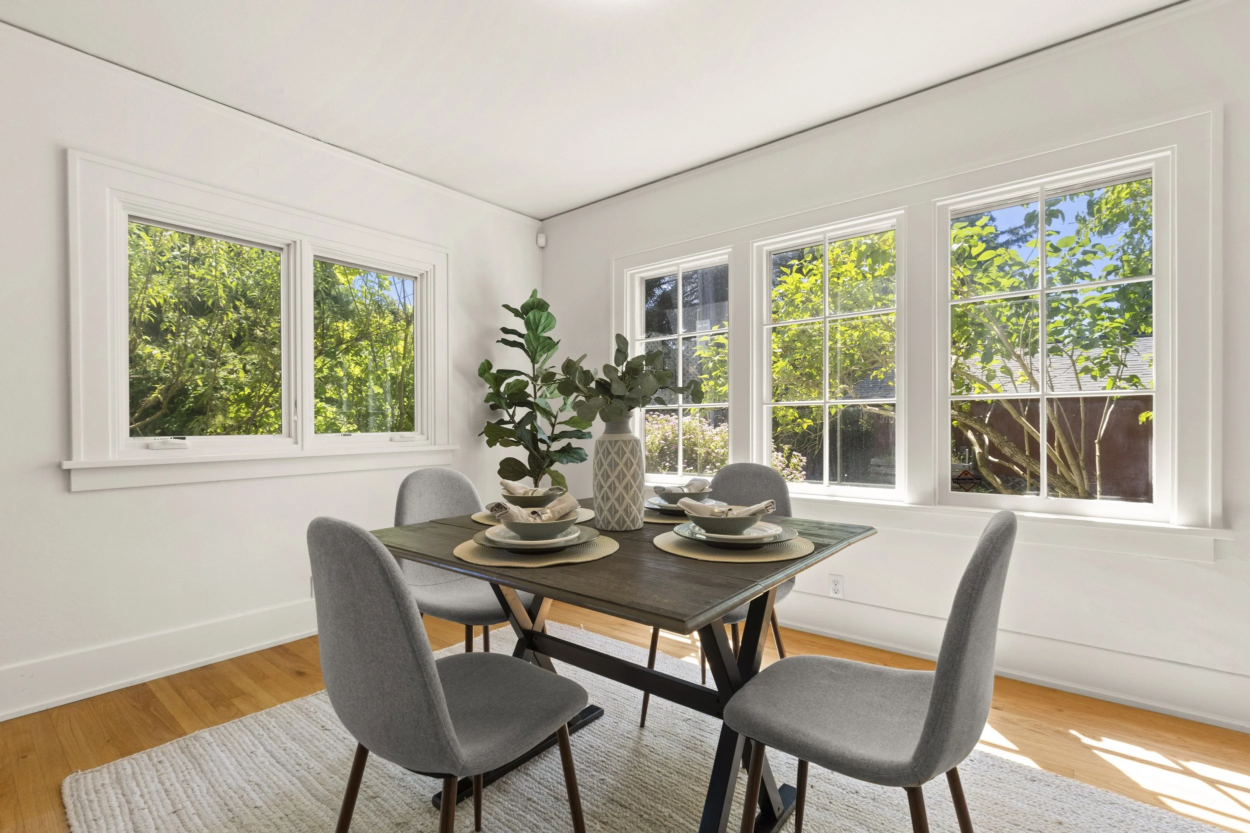 Dining Room North End TacomaNorth End Tacoma.JPG