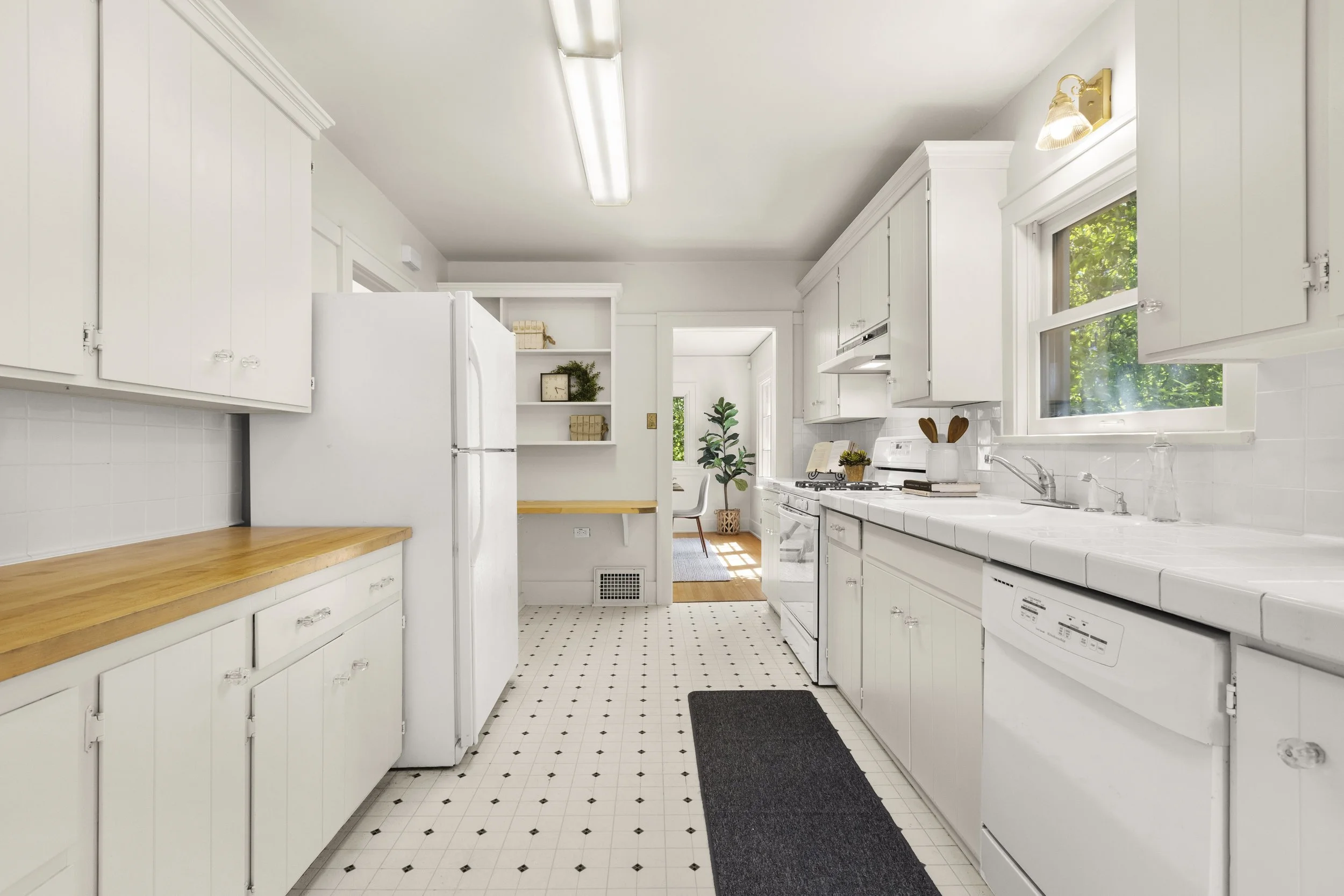 Kitchen into Dining Room North End Tacoma.JPG
