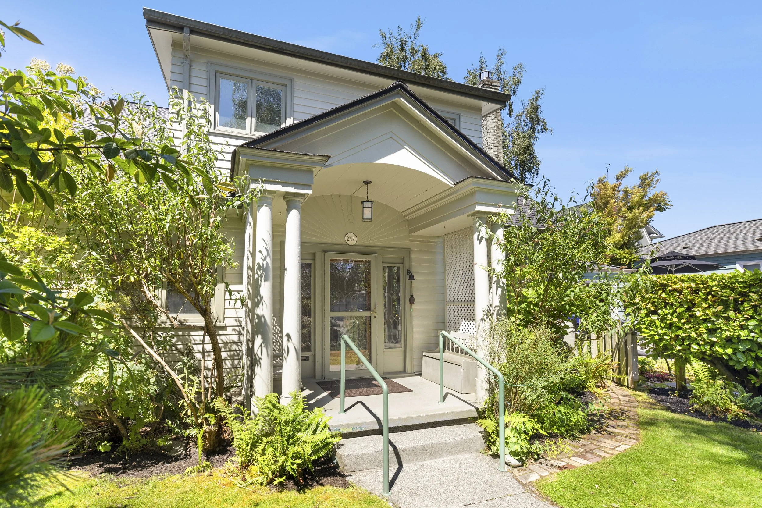 Arched Front Porch North End Tacoma.JPG