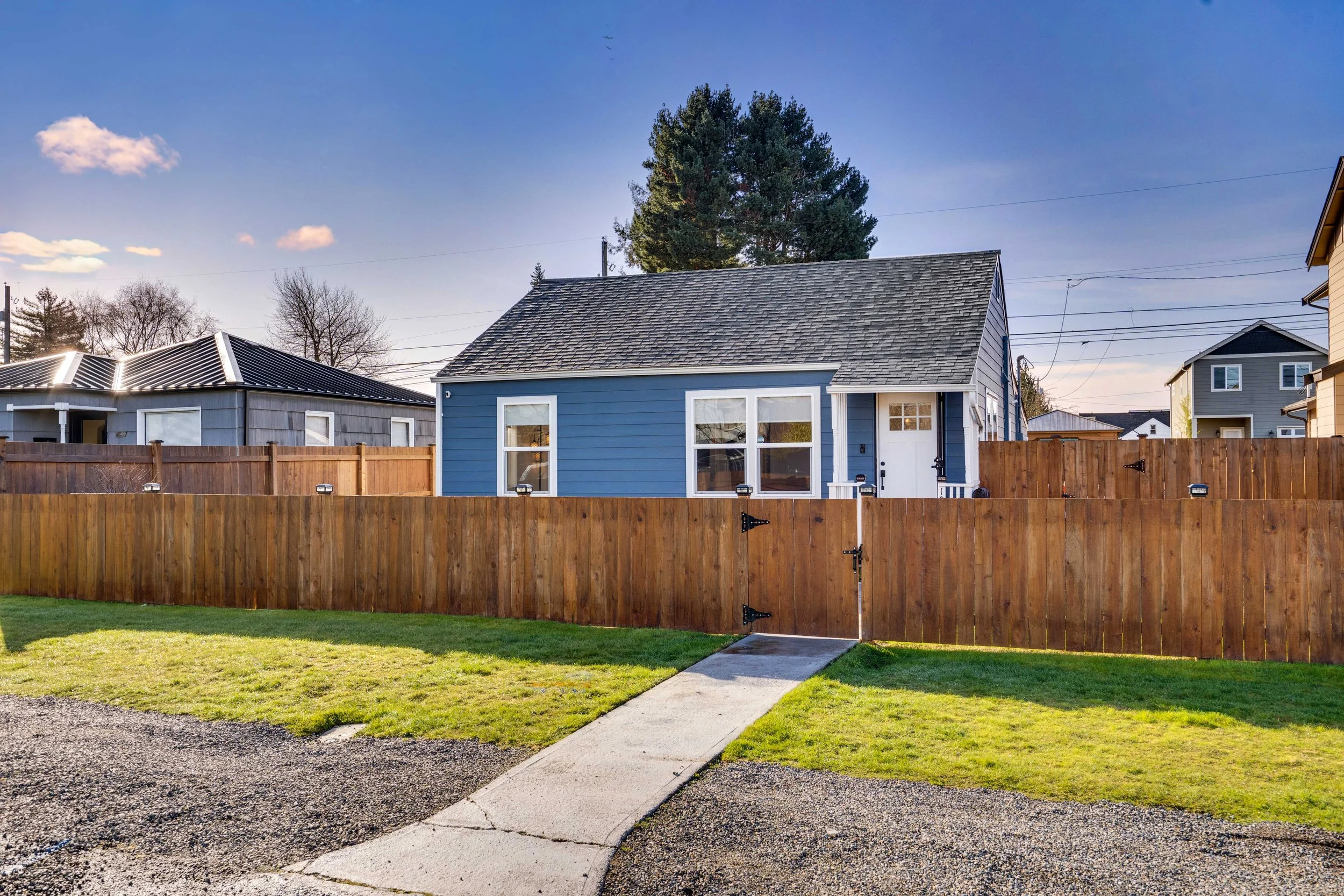 E 55th St Neighborhood Home