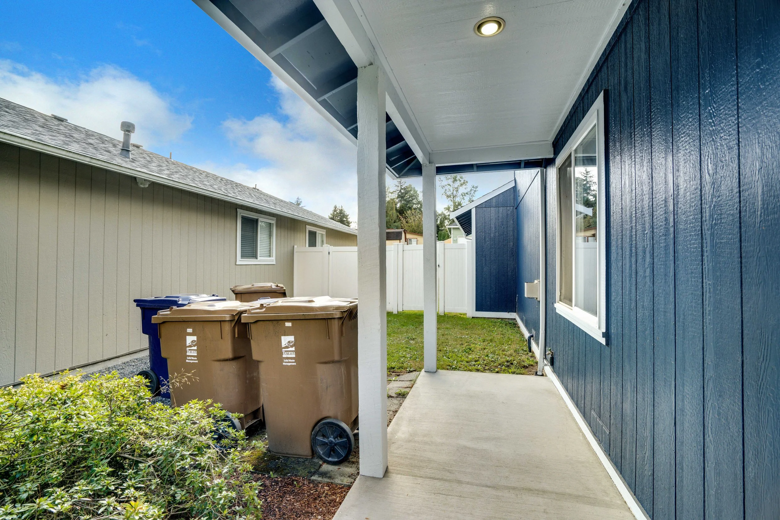 Wraparound Patio Porch East Tacoma Home.jpg
