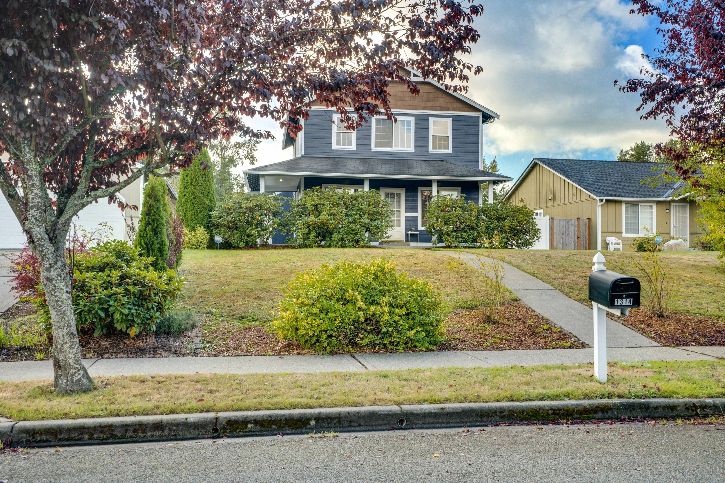 Curbed Street with Sidewalks East Tacoma Home.jpg