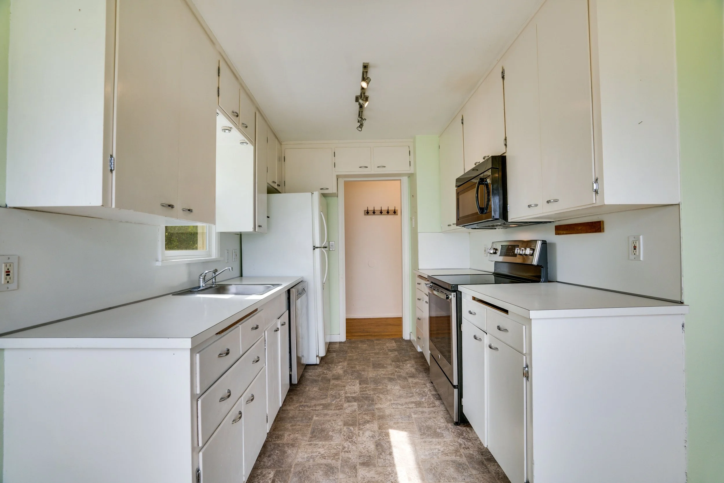 Kitchen Old Town Potential.jpg