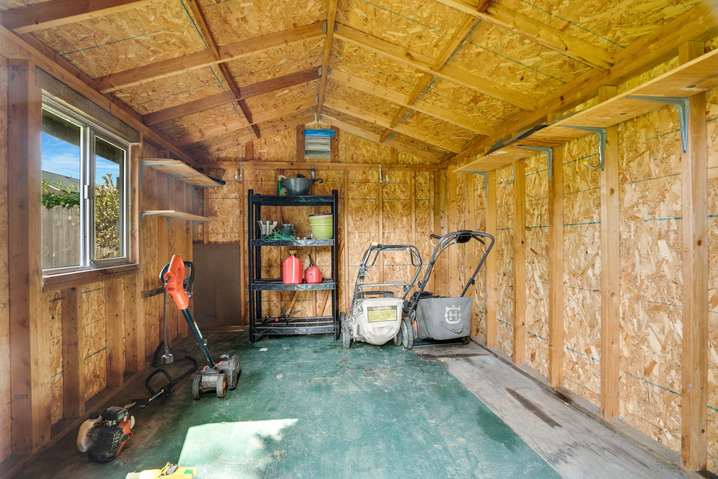 Garden Shed Interior Puyallup.jpg