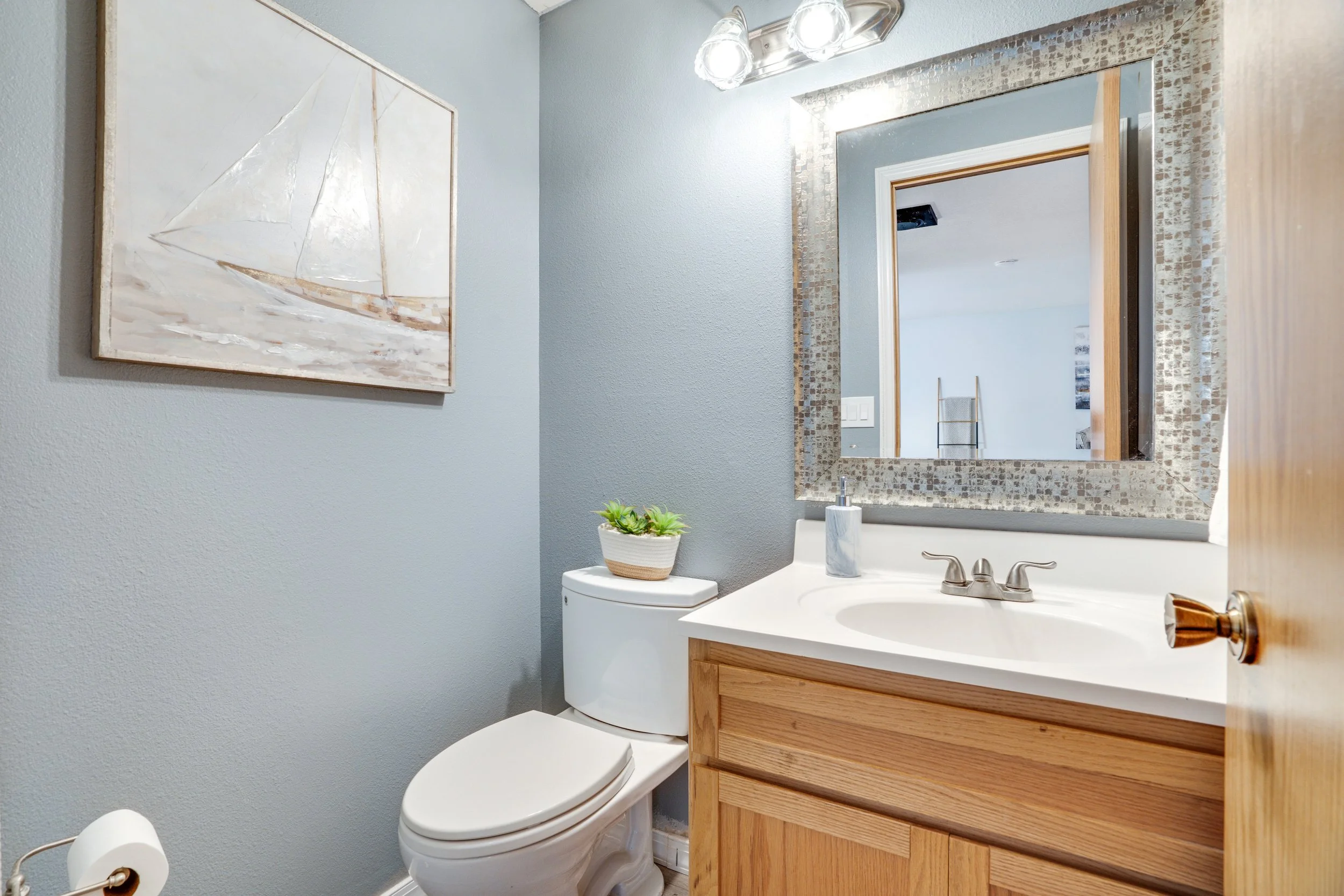 Half Bath Puyallup 3 Bedroom.jpg