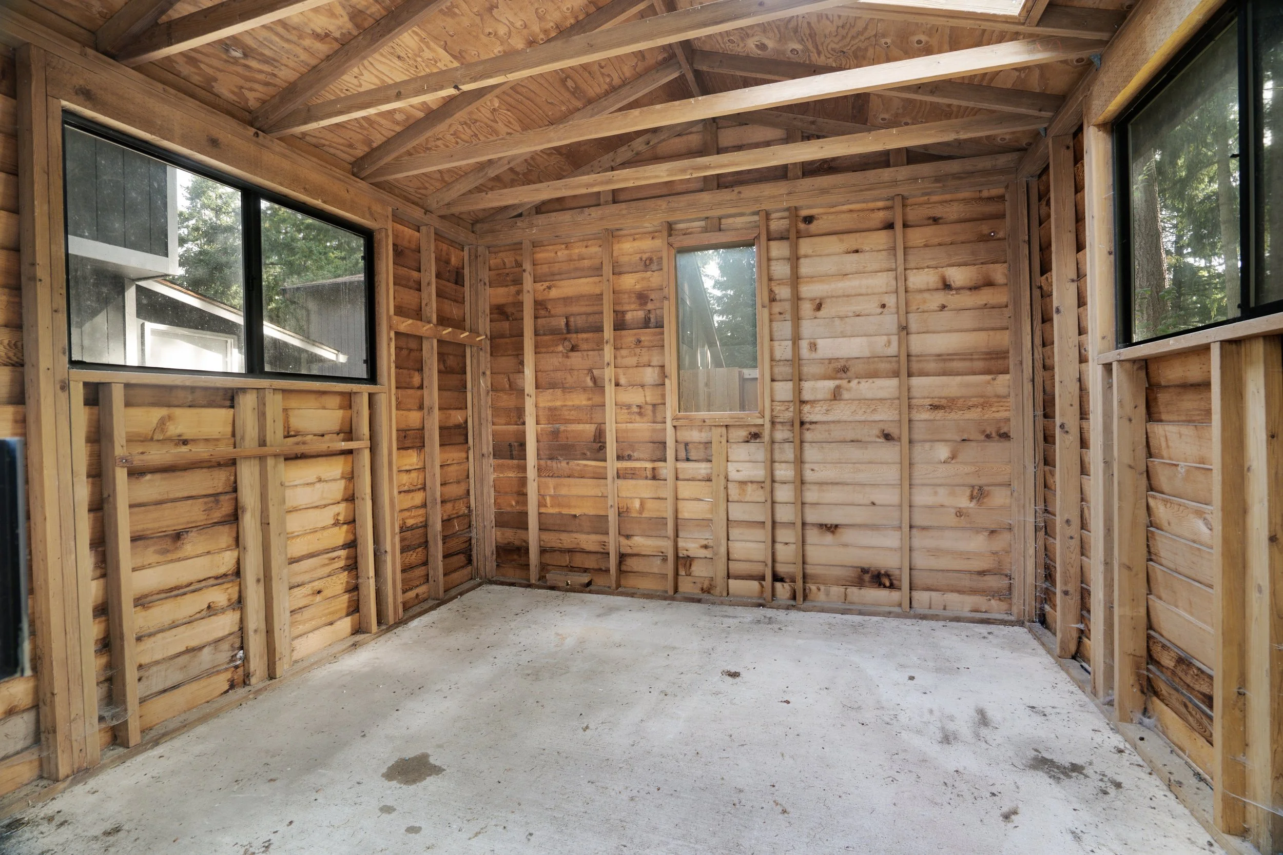 Back Yard Garden Studio Interior Puyallup 3 Bedroom.jpg
