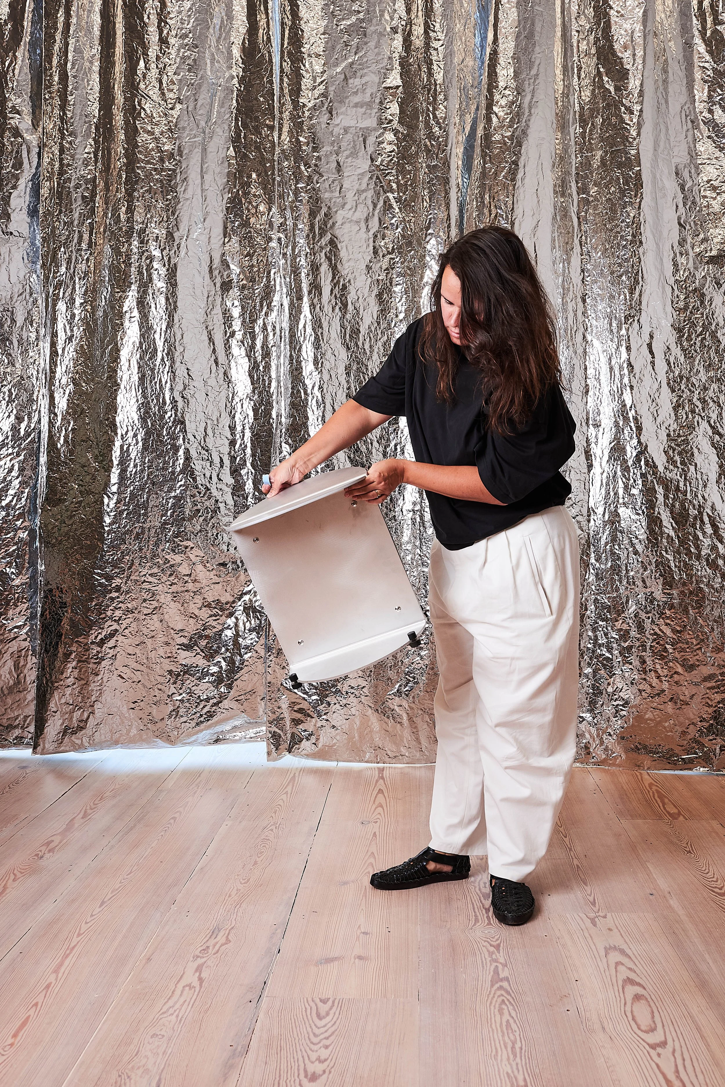 circle top aluminum stool