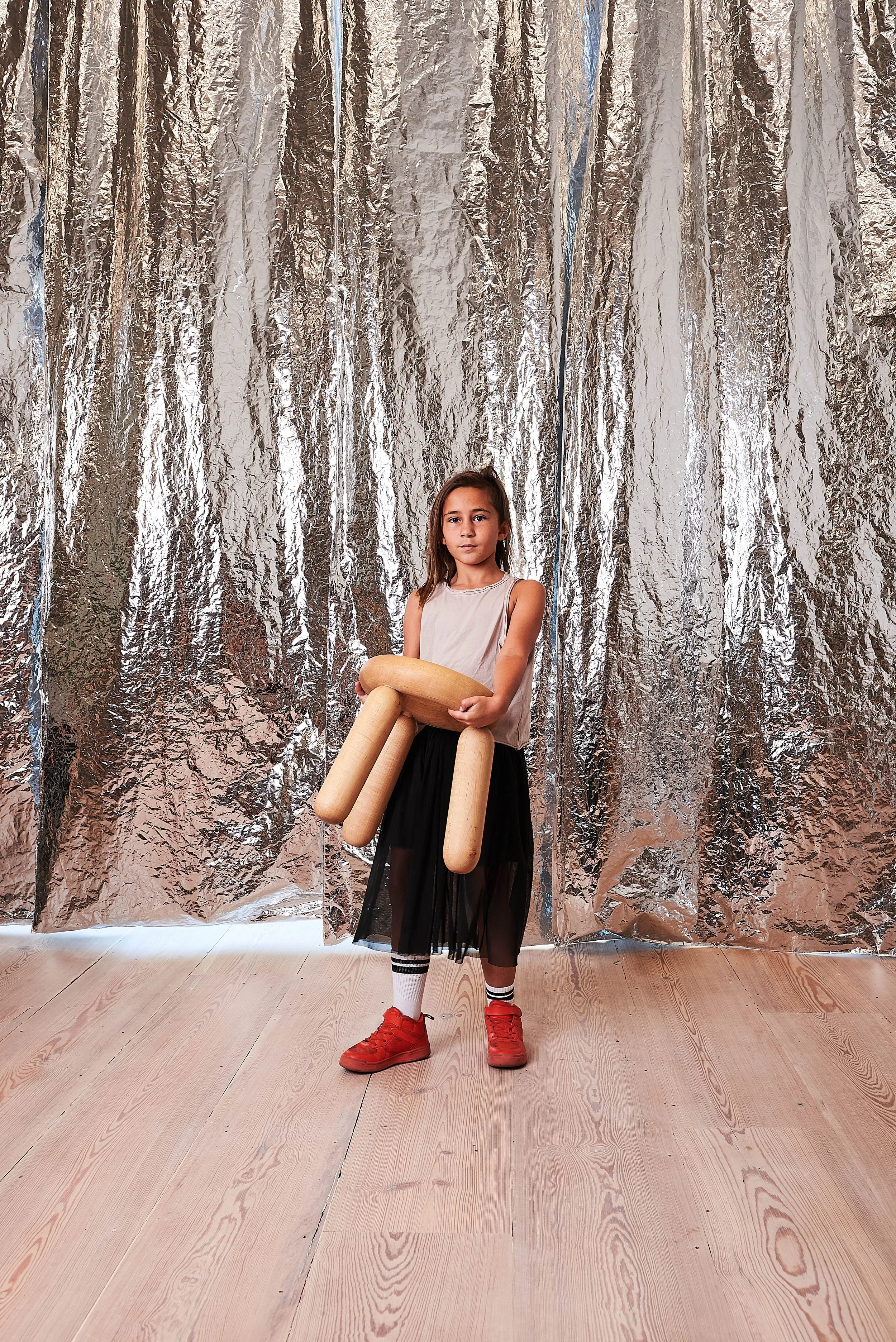 medium balloon stool