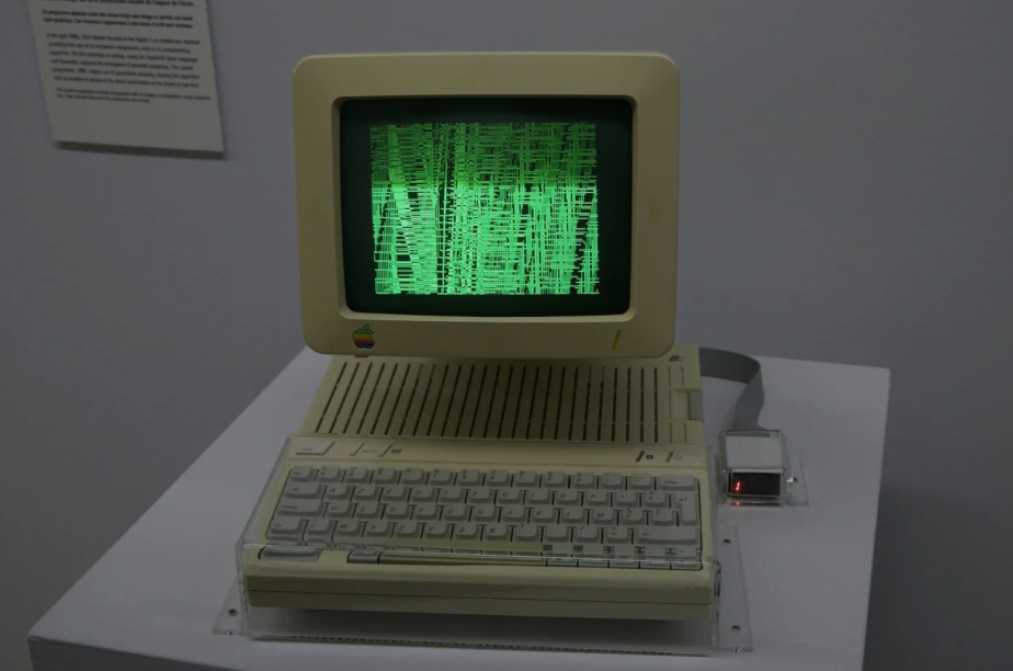 Digitisation and Fintech: The Asset Management Industry’s Fight for Survival and Transformation