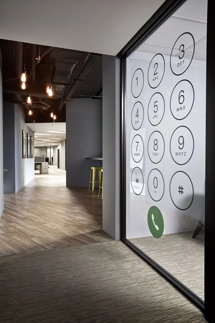 phone partitions.jpg