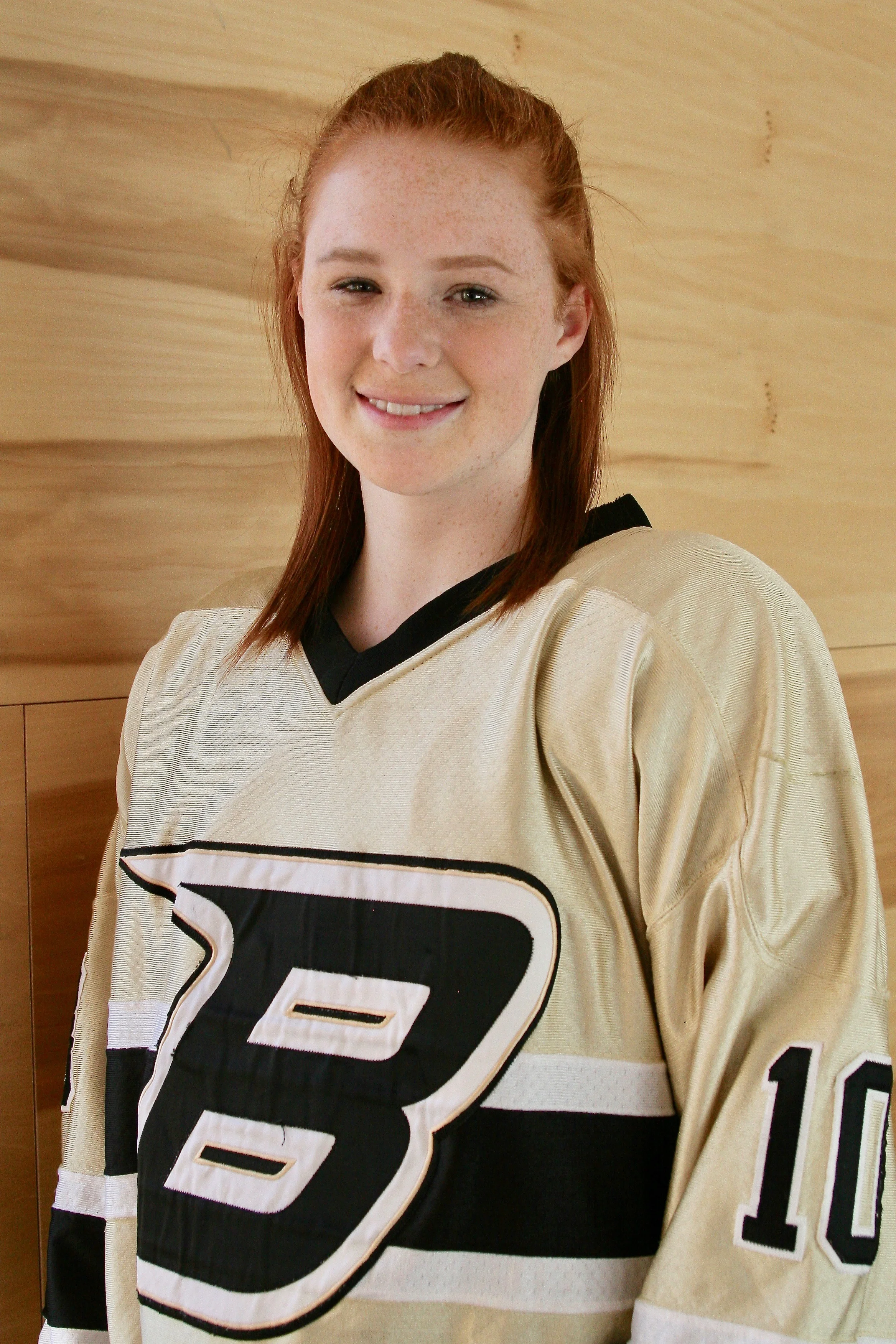 Raina Julius Hockey.jpg