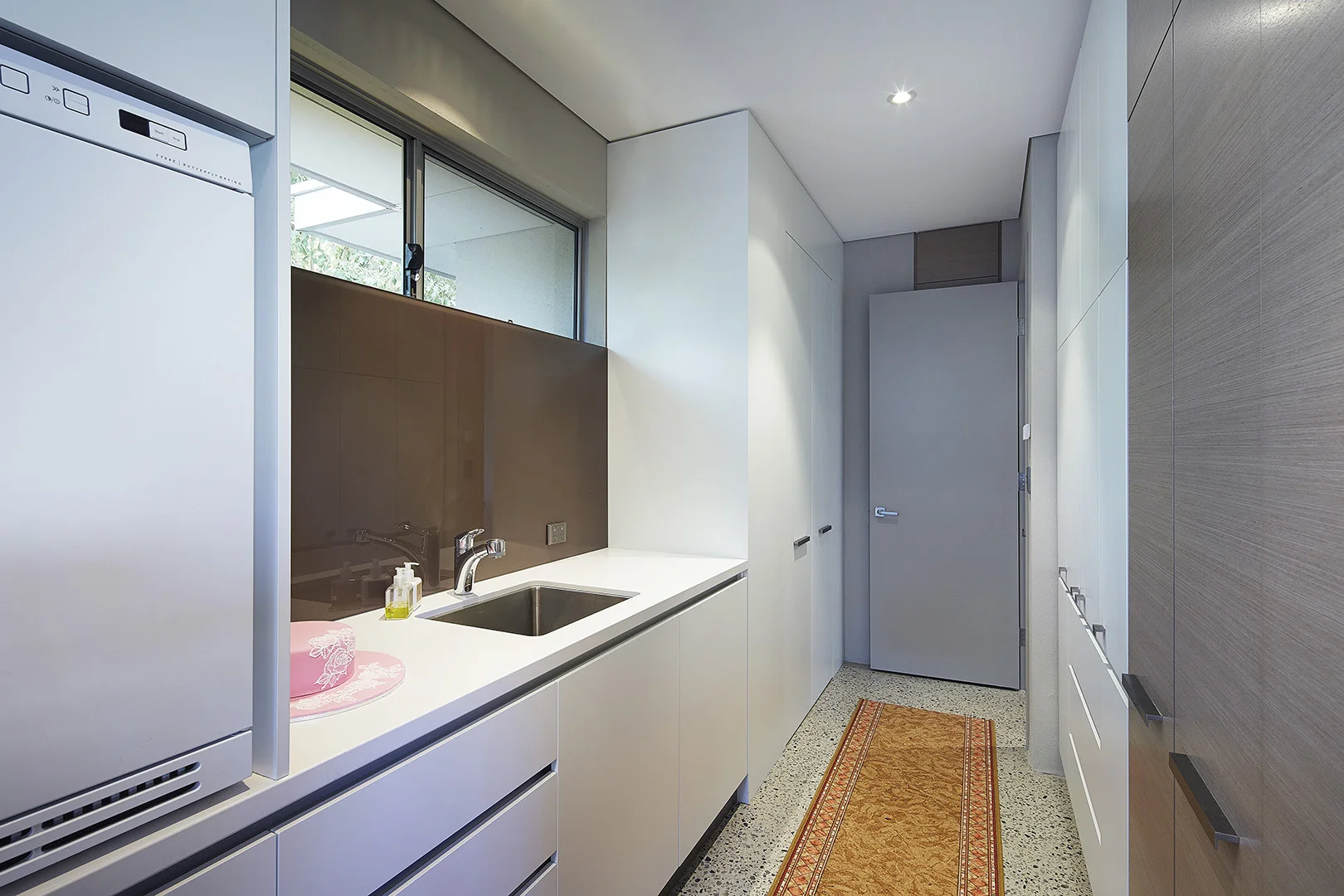 087 WEMBLEY RESIDENCE 2013 (12).jpg
