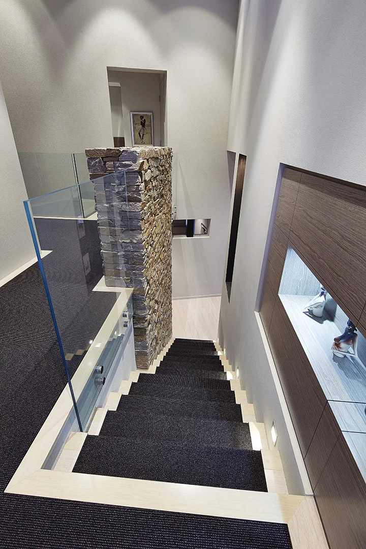 087 WEMBLEY RESIDENCE 2013 (39).jpg