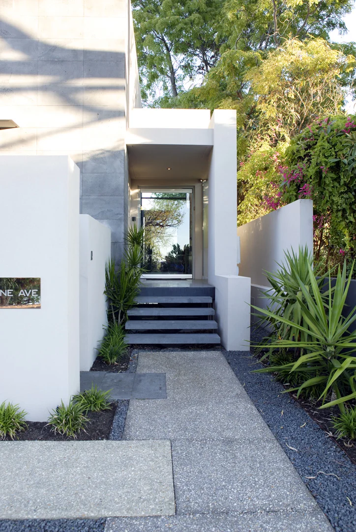 054 WEST LEEDERVILLE RESIDENCE 2009 (44).jpg
