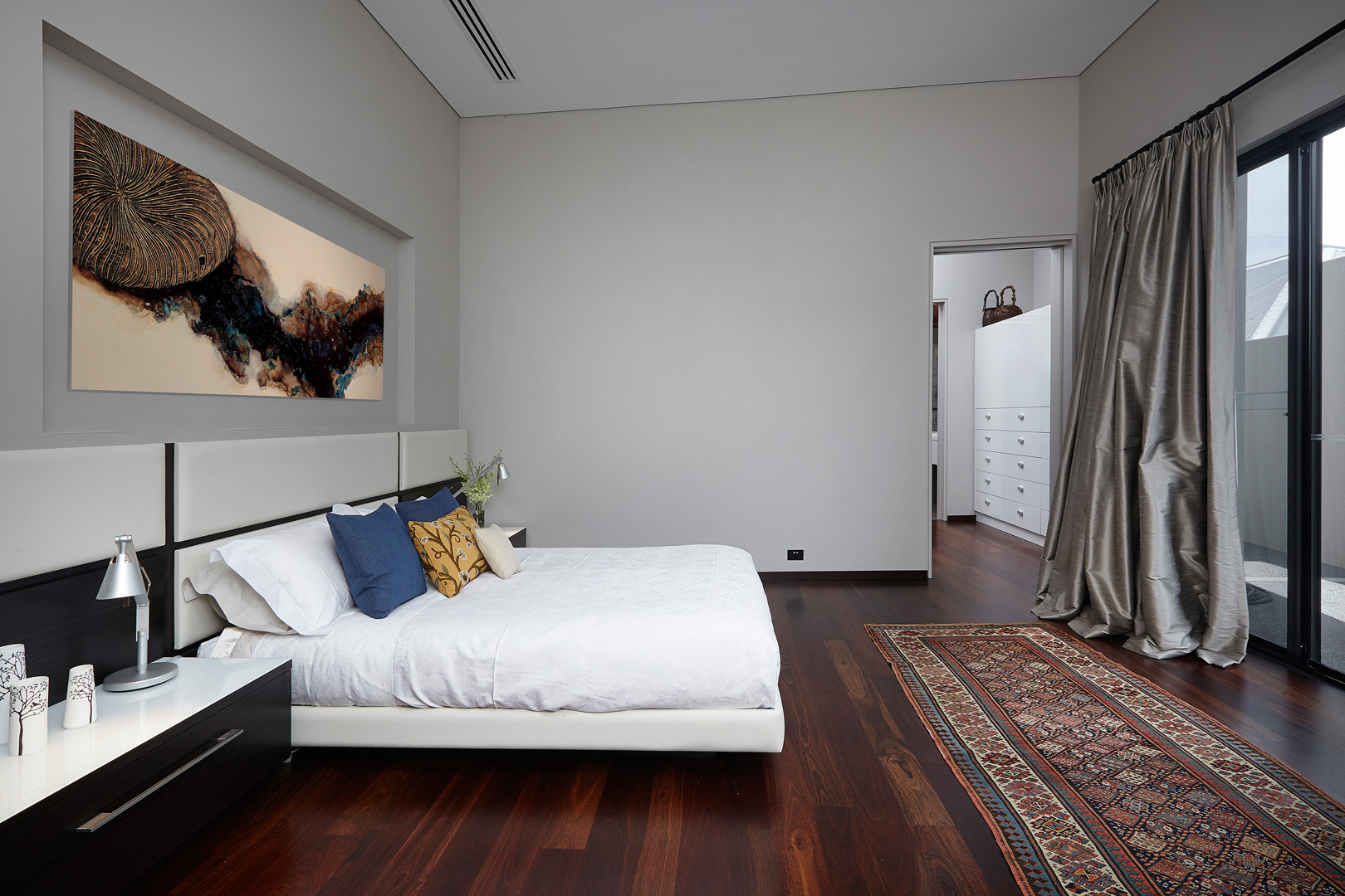 069 WEMBLEY RESIDENCE 2012 (14).jpg