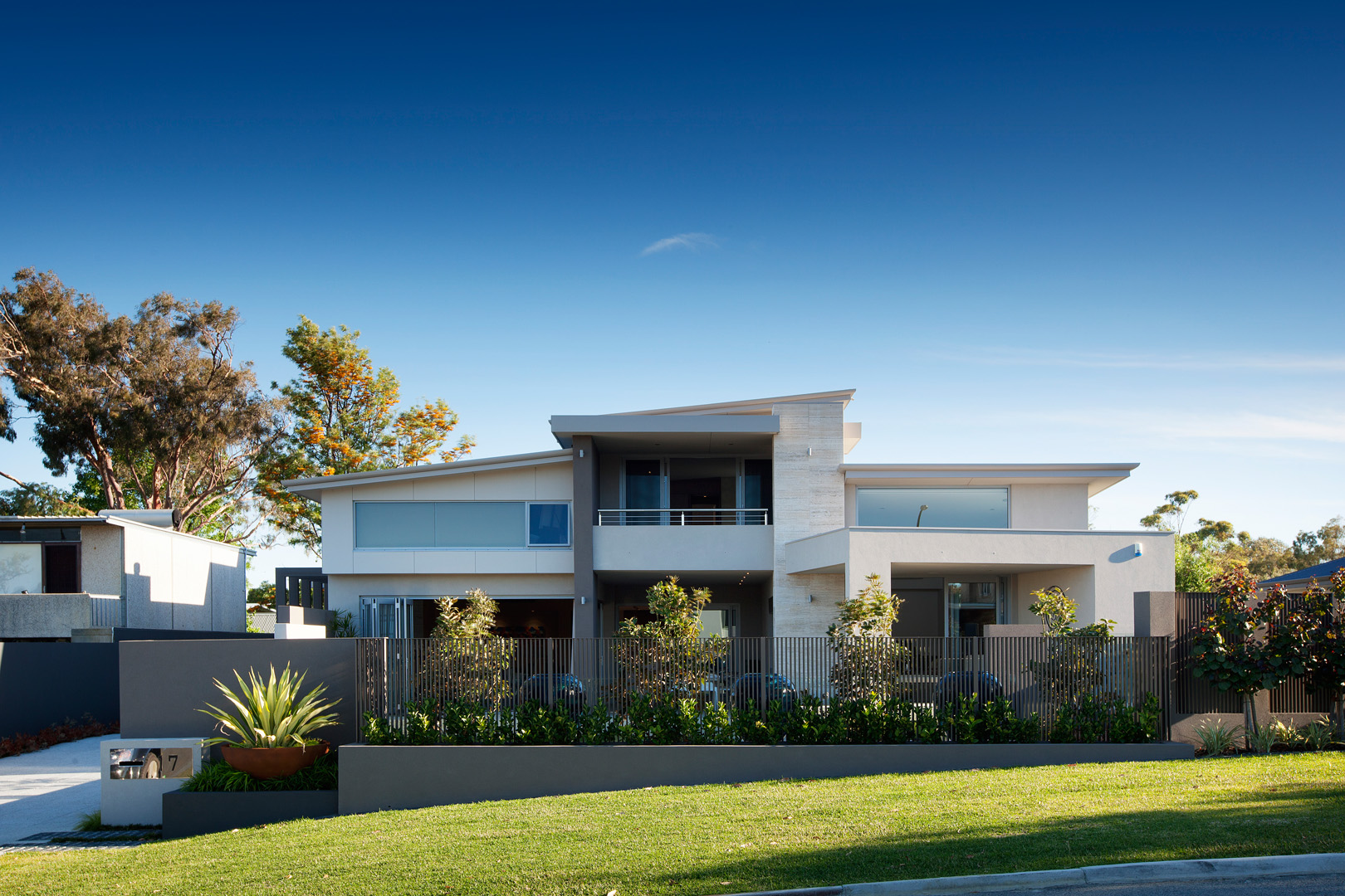080 MT CLAREMONT RESIDENCE 2012 (18).jpg
