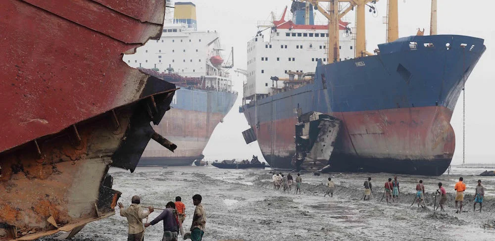 shipbreaking-alang.jpg