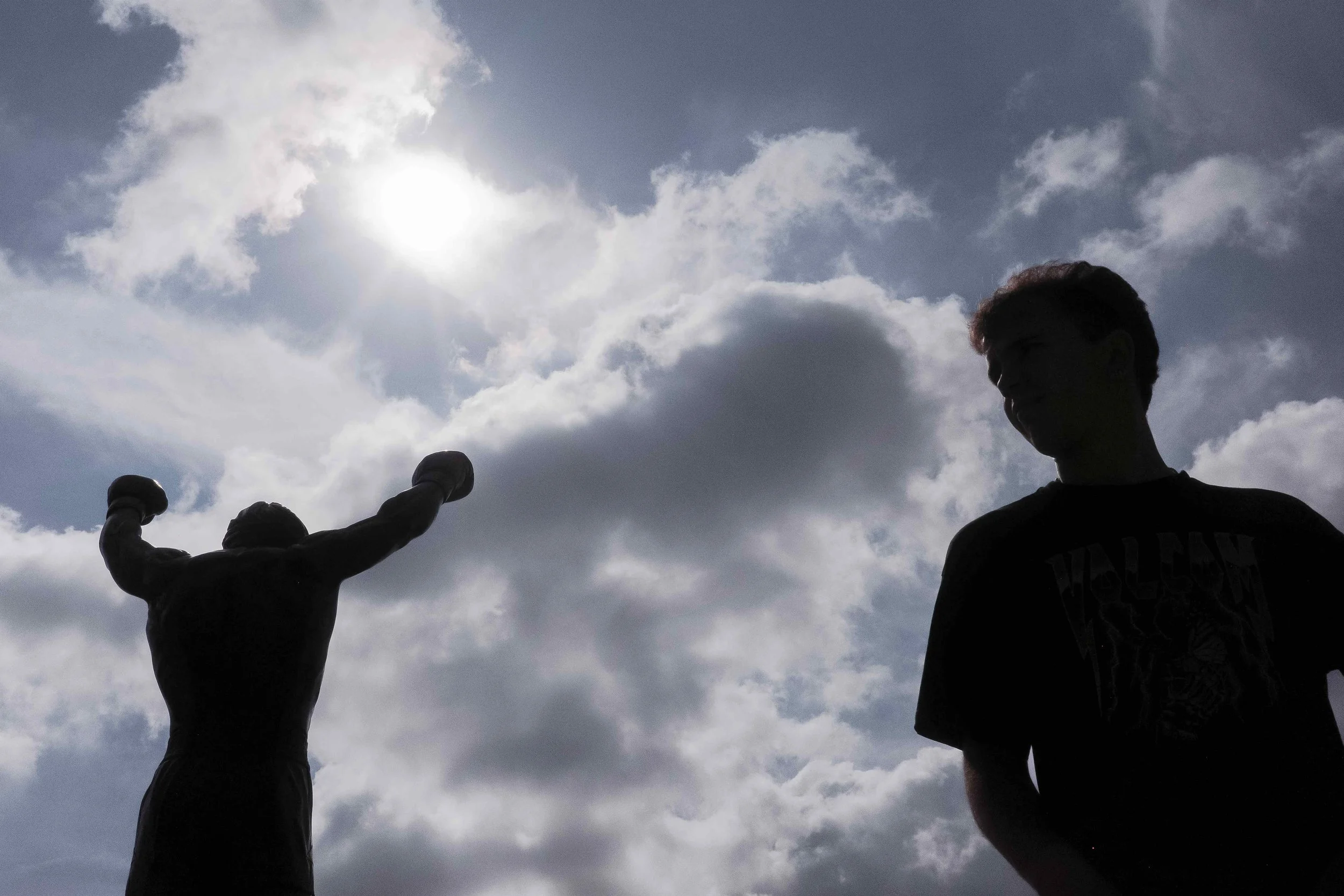   Rising Up , Philadelphia Museum of Art Steps (Steve Weinik, 2025) 