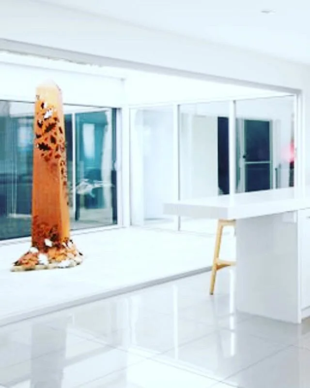 Trolling through the realestate guide and came across this image, never imagined one of our pieces in such a contemporary setting, but it just seems to work. The falling Oak Leaf obelisk positioned in an internal courtyard would look fabulous lit up of the evening. #courtyard #obelisk #sculpture #instatasmania
