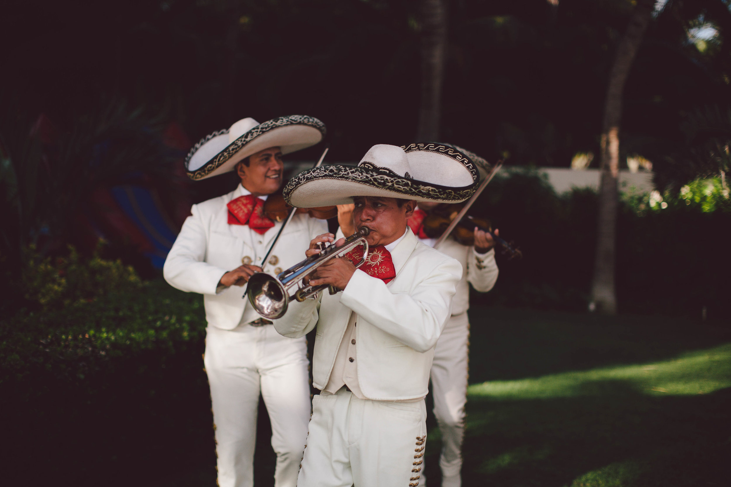 mexico_wedding_cancun_villa_la_joya_evangeline_lane_074.jpg