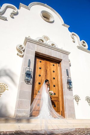 cancun-destination-wedding-private-estate-30.jpg