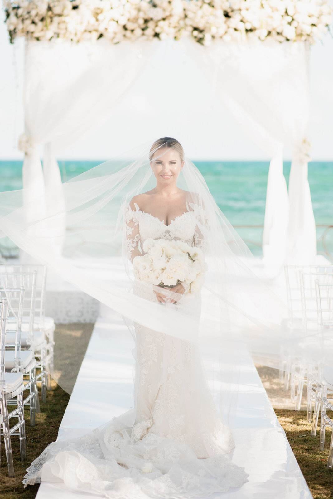 Playa-del-Carmen-Jewish-Wedding-at-Villa-la-Joya-Amor-Amor-Weddings-034.JPG