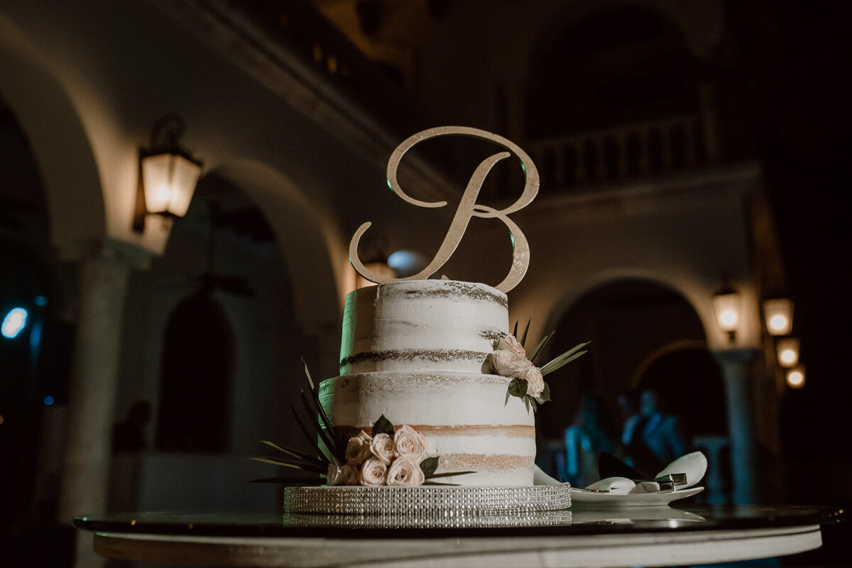 2021-Wedding-Cake-Trends-Villa-la-Joya-Weddings-005.JPG