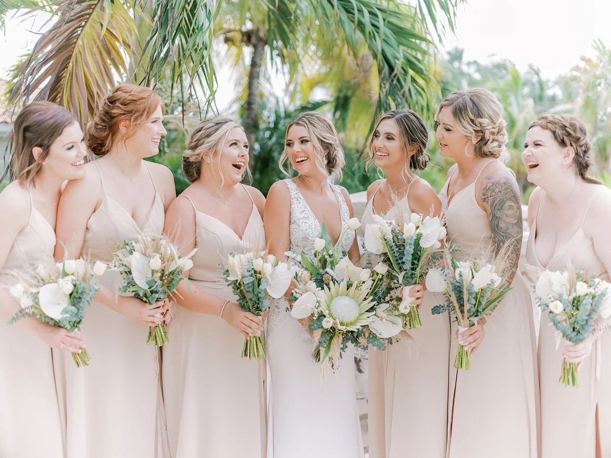 Hottest Beach Wedding Bouquets 2021