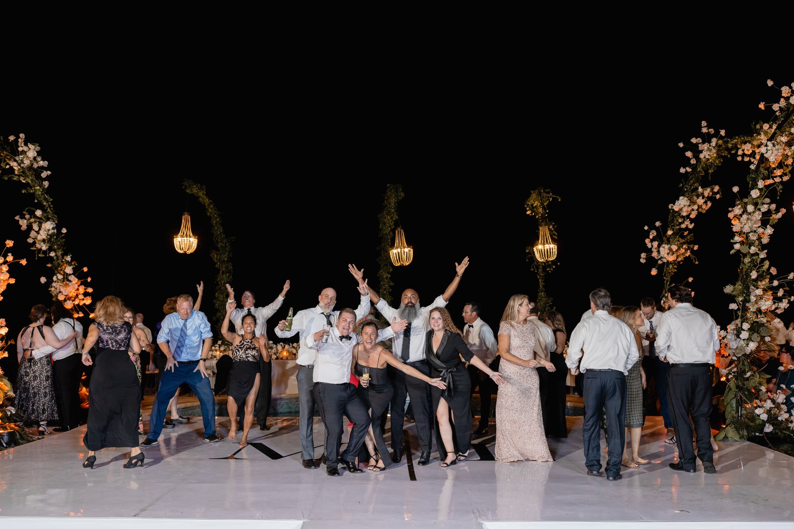 Stunning-Modern-Formal-Wedding-in-Mexico-Villa-La-Joya-M-L-075.JPG