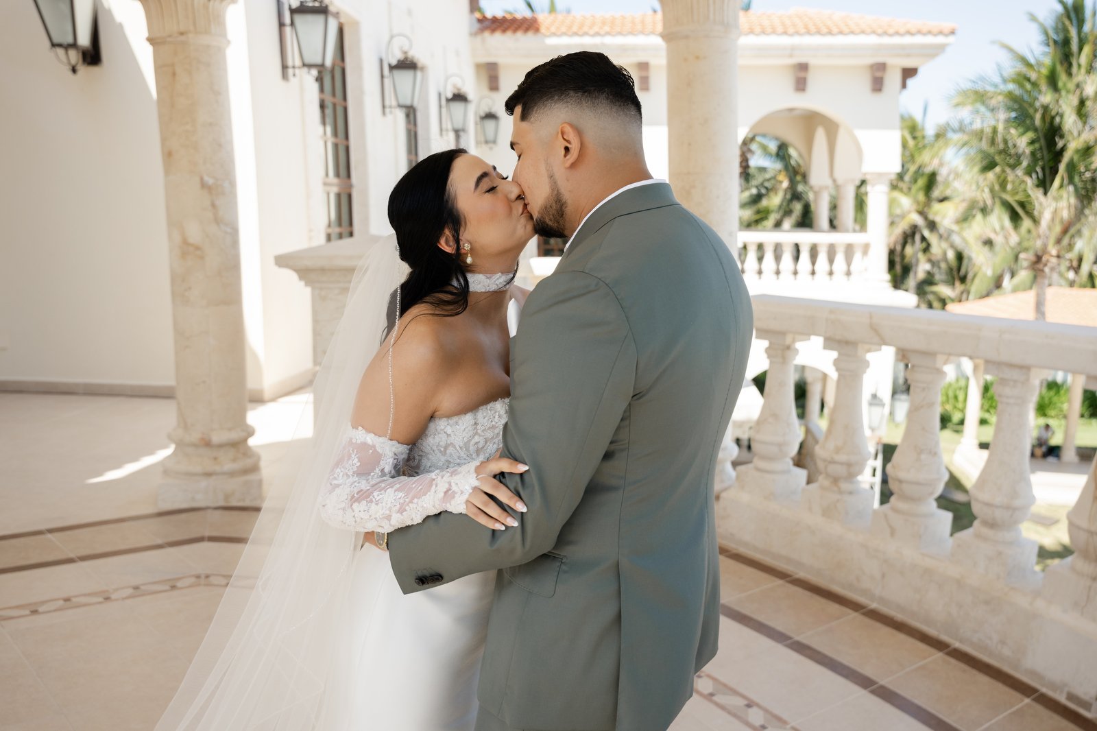 Villa-La-Joya-Wedding-Alyssa-Herbert-0099.JPG