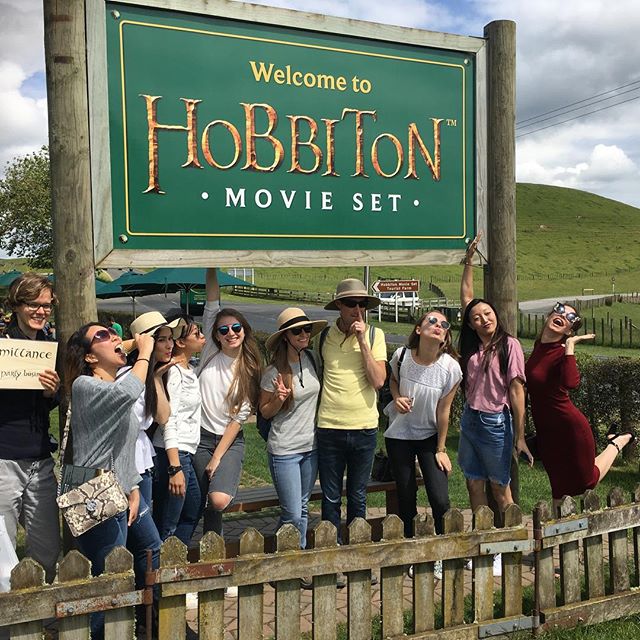 Crew on an Adventure photo of the day :). The always favourite Hobbiton. Join the next tour. Www.crewadventures.com 
#crewadentures #crewadventuresnz #singaporecrew #singapore_cabin_crew #qatar_airwayscrew #qatarcrew #qatarcrewlife #crewlife #cabincr