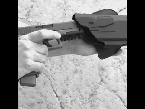 Drawing from the Safariland holster.