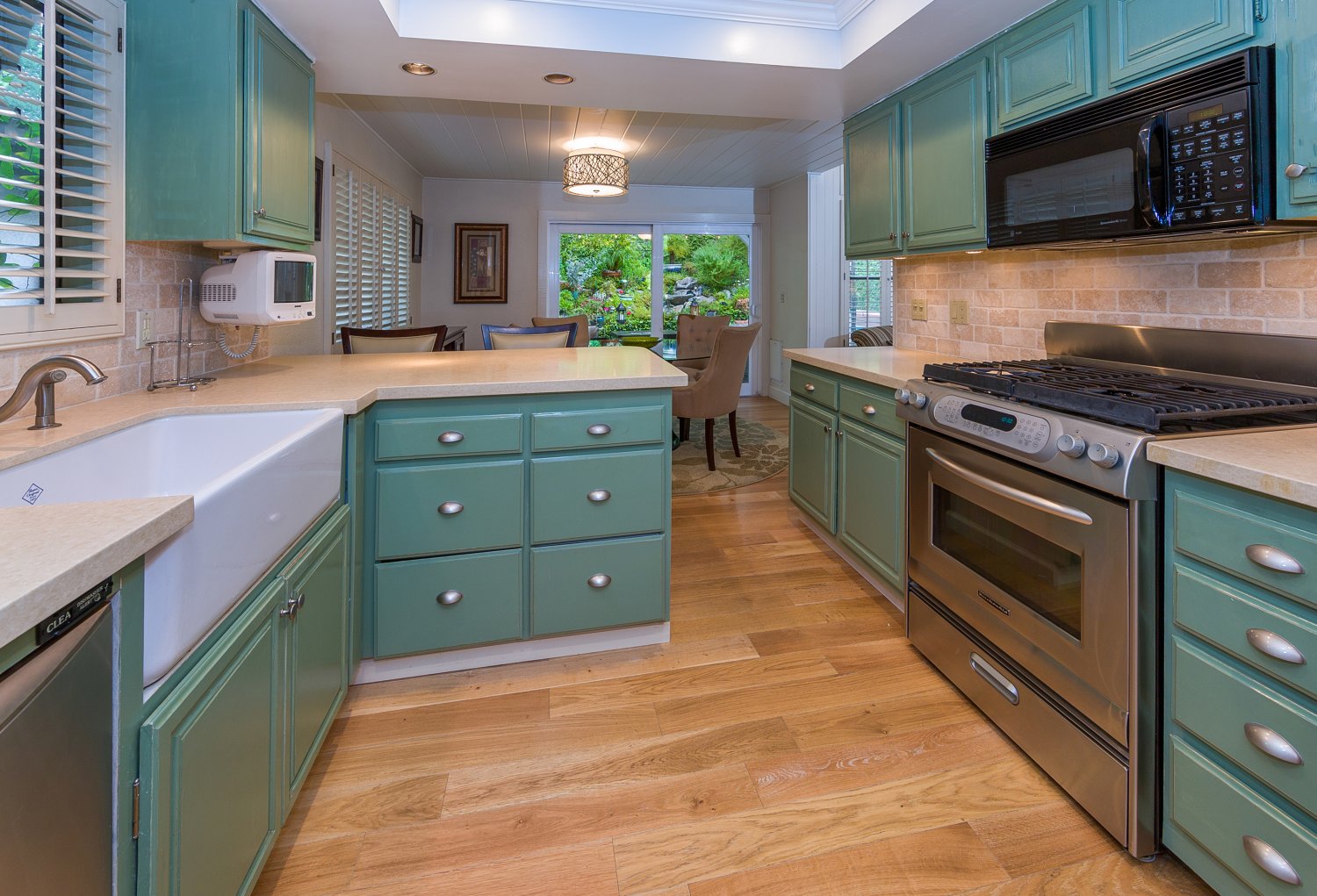 17-TujungaCanyonBlvd-c52f6873da.jpg