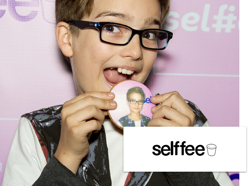 Edible Selfies in the Discovery Lounge