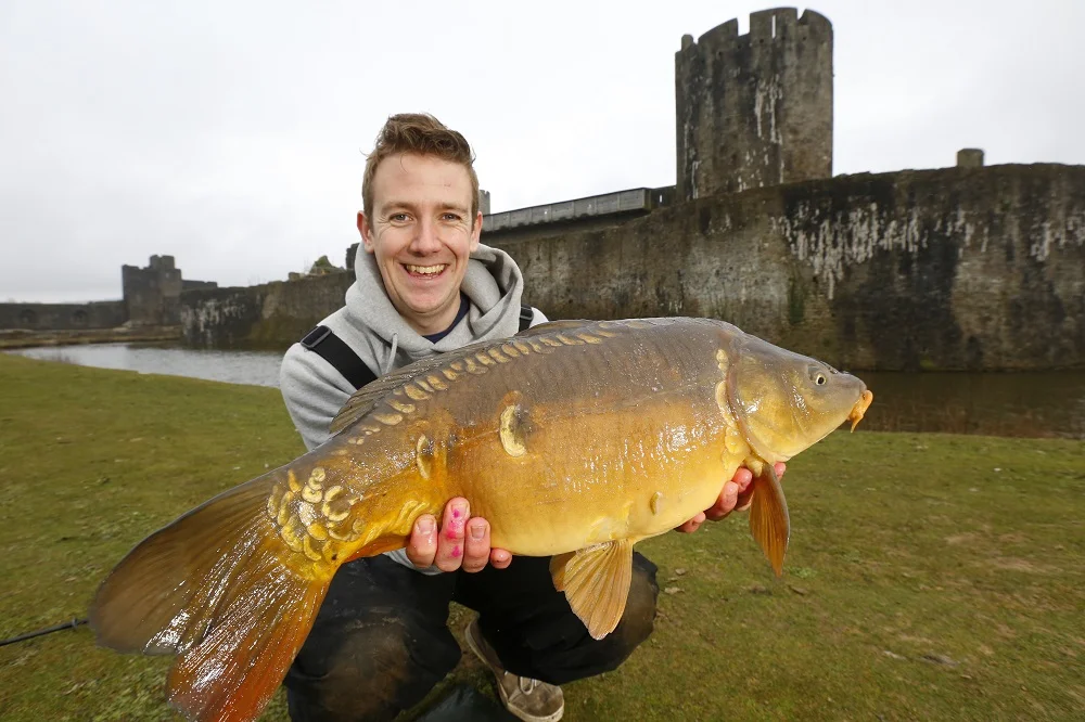 Carp fishing at Caerphilly Castle — Carpfeed - Image Asset Carp fishing at Caerphilly Castle — Carpfeed - Image Asset