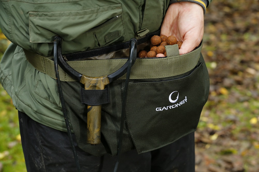 A handy tool for accurate baiting