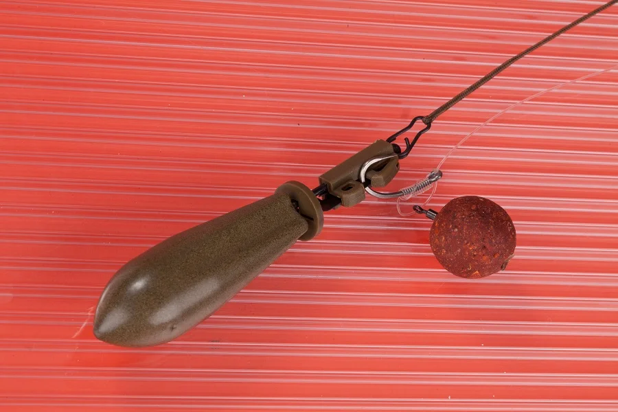The lead and clip are very neatly made