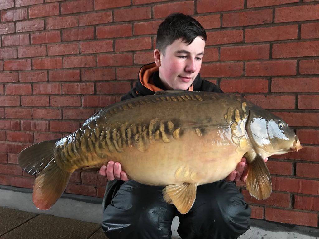 This pretty mirror went 20lb 8oz