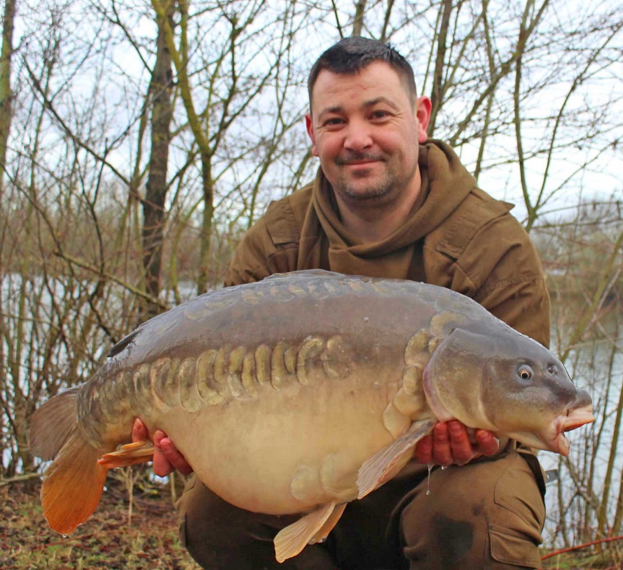 This mirror went 28lb 5oz