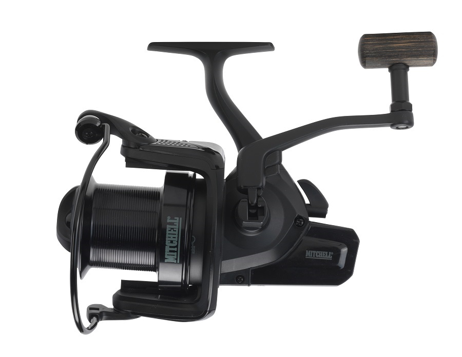 Mitchell Avocast 7000 FS Free Spool Black Edition Carp Fishing Spinning Reel