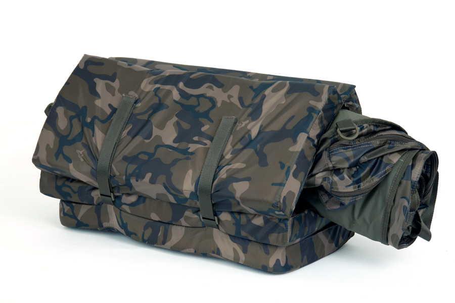 Camo Unhooking Pump Mat_CU.jpg