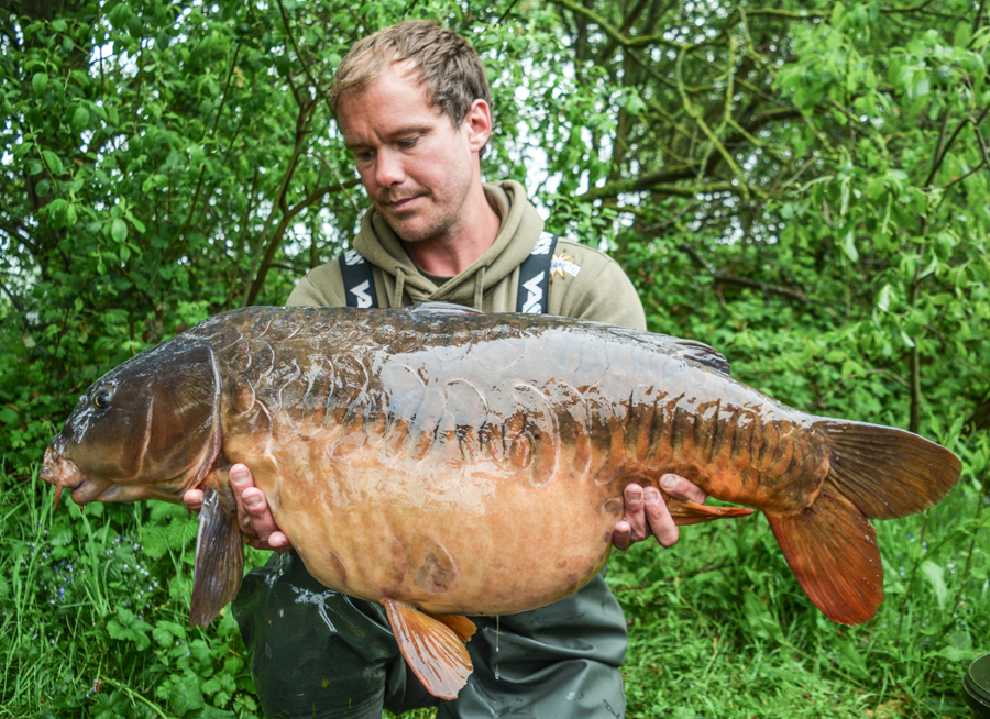 Wayne with a 30 from a pressured pit
