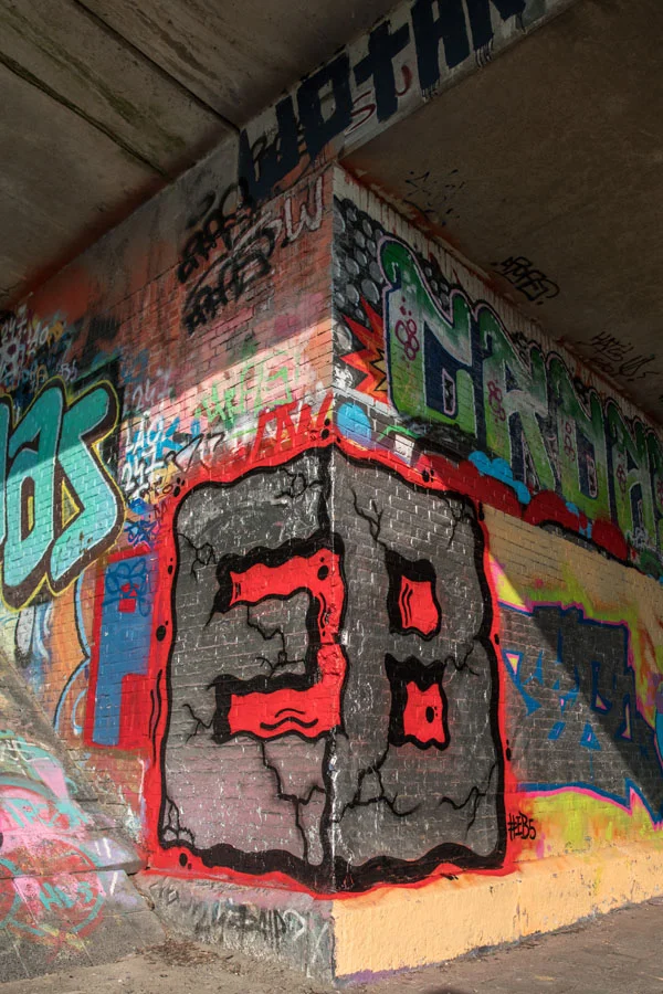 EB5.jpg