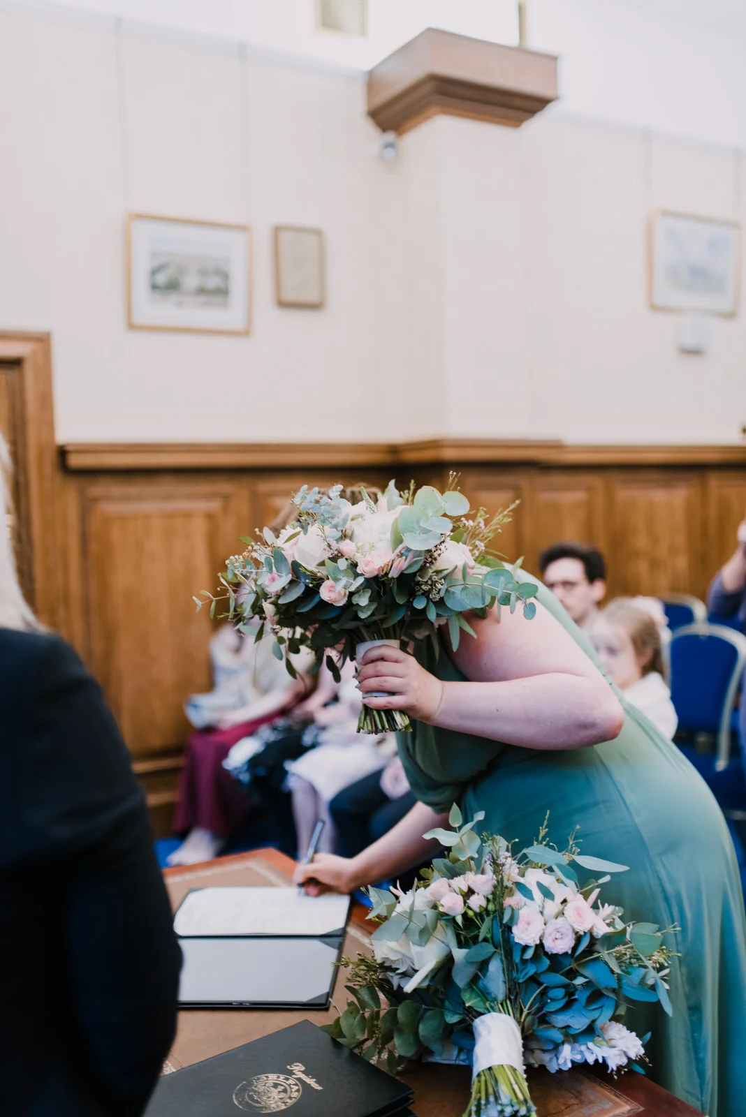 Belfast City Hall Wedding Photographer18.jpg