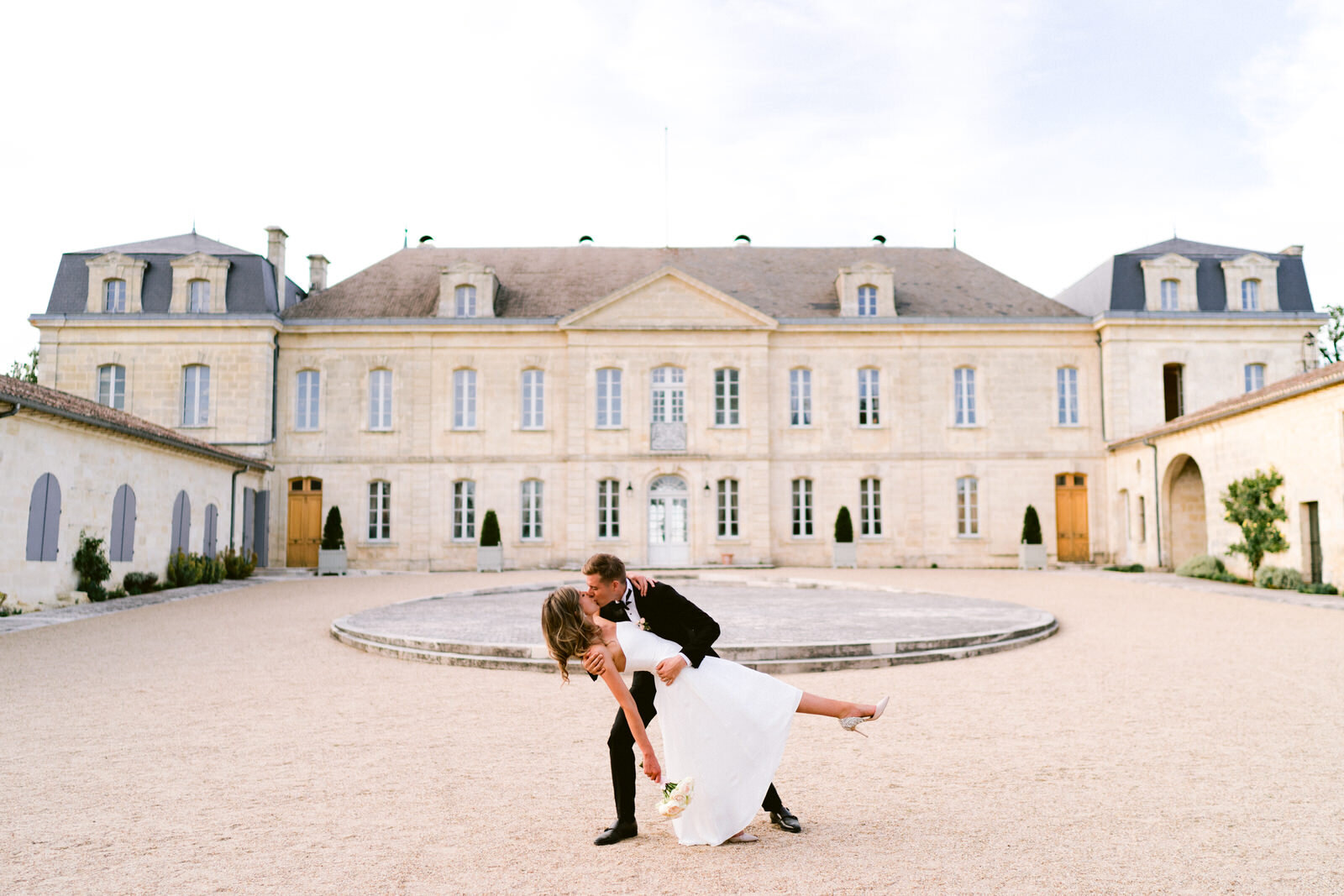 Chateau Soutard wedding, Bordeaux wedding photographer, St Emillion wedding in France, outdoor wedding in France-202.jpg