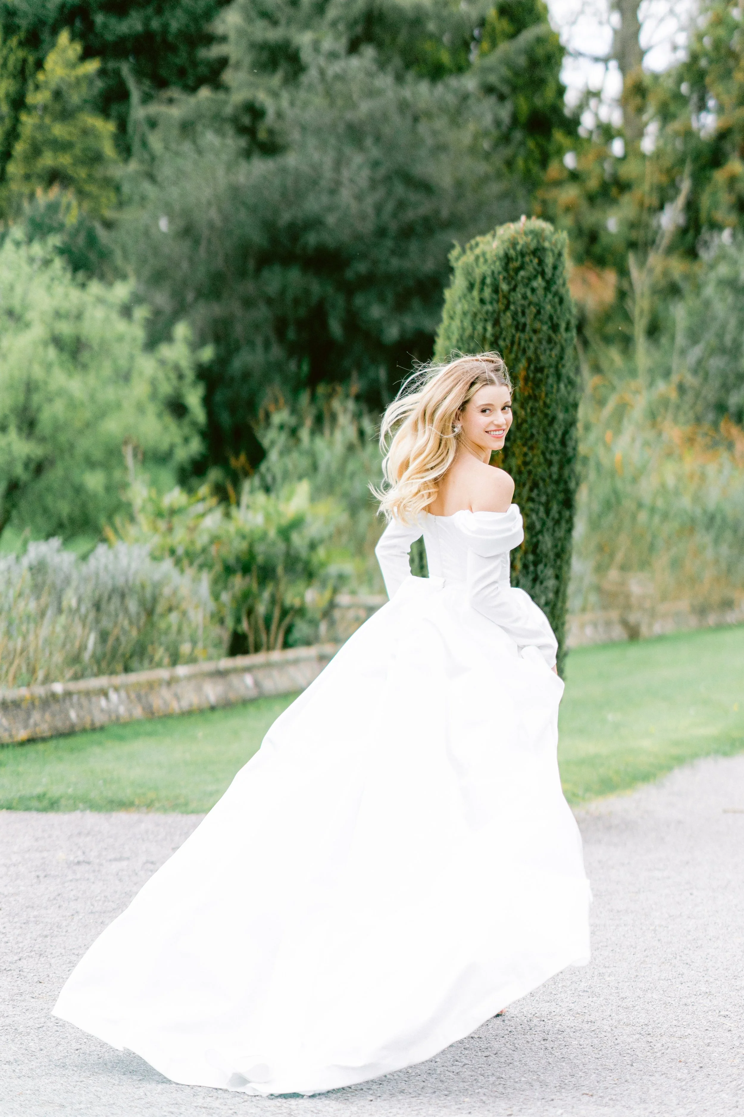 De Vere Tortworth Court wedding, wedding photographer Cotswolds, English countryside wedding venue,  Cotswolds wedding venue, castle wedding venue, Hello Sugar Photography (132).jpg